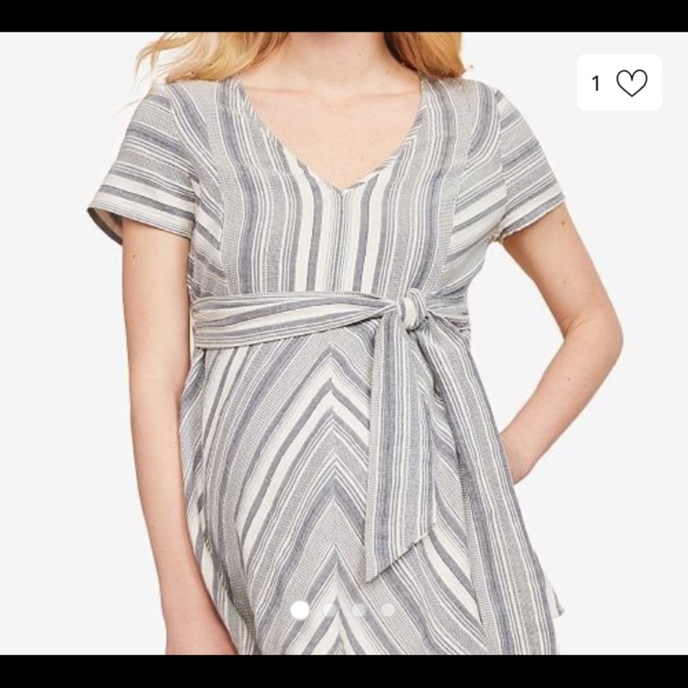 MATERNITY Top || Jessica Simpson